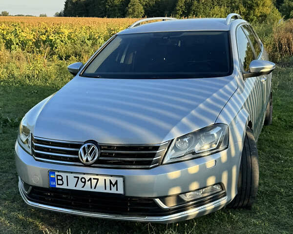 Серый Фольксваген Пассат, объемом двигателя 1.97 л и пробегом 228 тыс. км за 9500 $, фото 8 на Automoto.ua