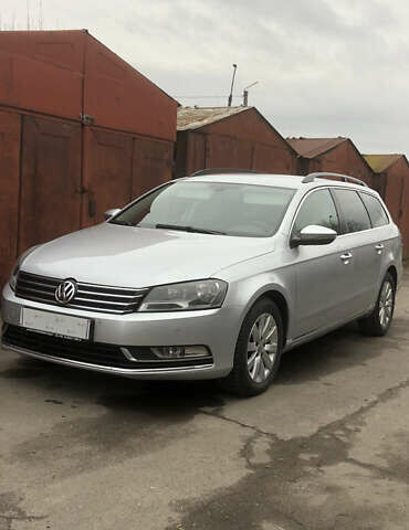 Серый Фольксваген Пассат, объемом двигателя 1.97 л и пробегом 270 тыс. км за 9300 $, фото 2 на Automoto.ua