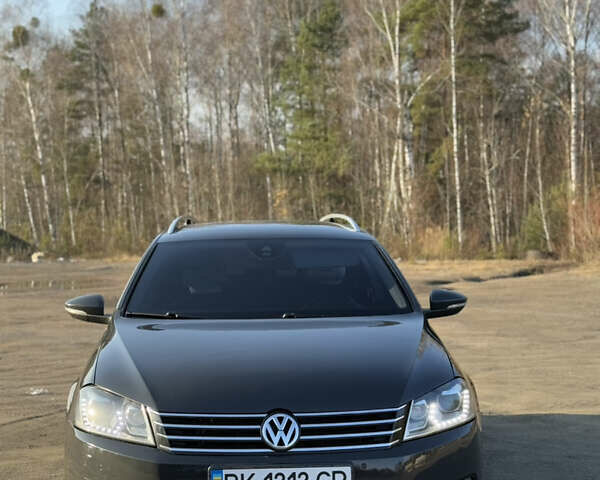 Серый Фольксваген Пассат, объемом двигателя 2 л и пробегом 363 тыс. км за 11000 $, фото 2 на Automoto.ua