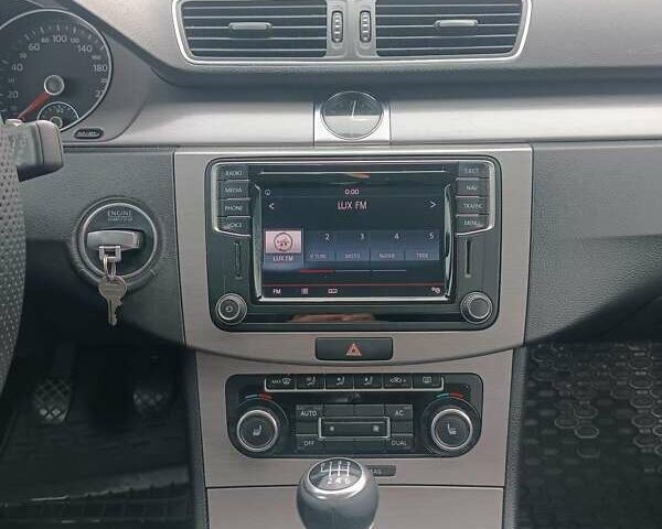 Сірий Фольксваген Пассат, об'ємом двигуна 1.97 л та пробігом 250 тис. км за 8100 $, фото 8 на Automoto.ua