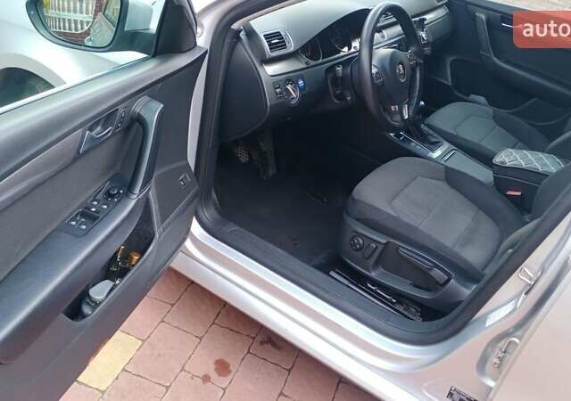 Серый Фольксваген Пассат, объемом двигателя 2 л и пробегом 250 тыс. км за 9800 $, фото 7 на Automoto.ua