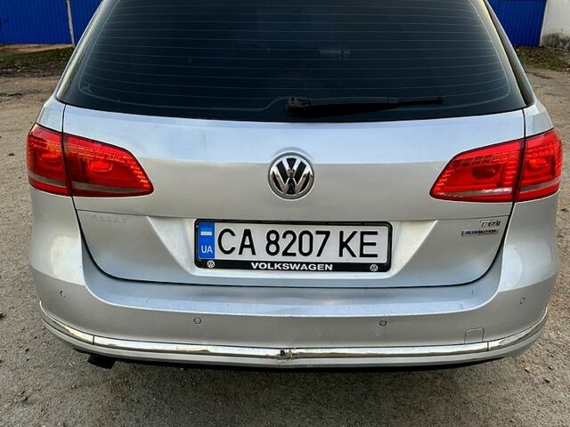 Серый Фольксваген Пассат, объемом двигателя 1.6 л и пробегом 276 тыс. км за 7000 $, фото 5 на Automoto.ua