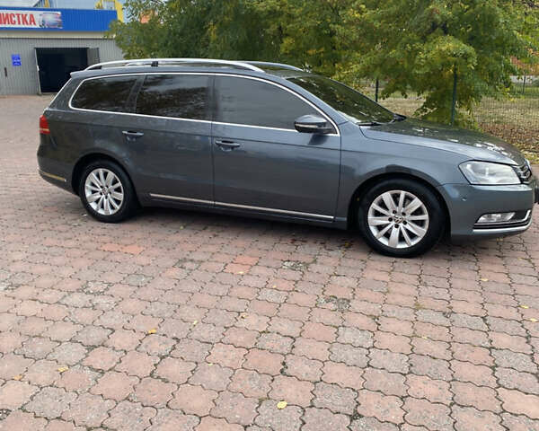 Сірий Фольксваген Пассат, об'ємом двигуна 1.98 л та пробігом 301 тис. км за 7900 $, фото 3 на Automoto.ua