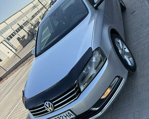 Серый Фольксваген Пассат, объемом двигателя 2 л и пробегом 310 тыс. км за 9900 $, фото 1 на Automoto.ua