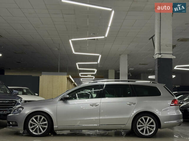 Серый Фольксваген Пассат, объемом двигателя 1.97 л и пробегом 250 тыс. км за 11499 $, фото 16 на Automoto.ua