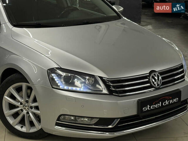 Серый Фольксваген Пассат, объемом двигателя 1.97 л и пробегом 250 тыс. км за 11499 $, фото 6 на Automoto.ua