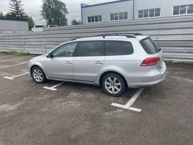 Серый Фольксваген Пассат, объемом двигателя 2 л и пробегом 289 тыс. км за 8200 $, фото 2 на Automoto.ua