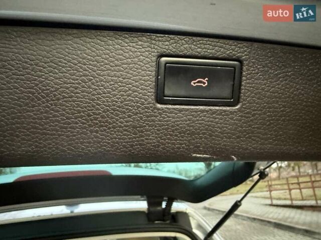 Серый Фольксваген Пассат, объемом двигателя 2 л и пробегом 255 тыс. км за 11000 $, фото 27 на Automoto.ua