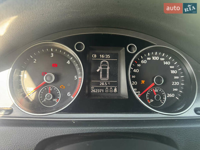 Серый Фольксваген Пассат, объемом двигателя 1.97 л и пробегом 260 тыс. км за 9200 $, фото 3 на Automoto.ua