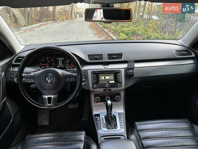 Серый Фольксваген Пассат, объемом двигателя 2 л и пробегом 250 тыс. км за 10170 $, фото 1 на Automoto.ua