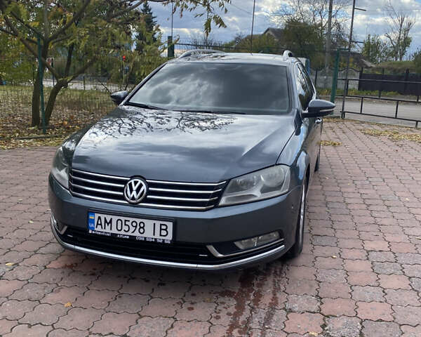 Сірий Фольксваген Пассат, об'ємом двигуна 1.98 л та пробігом 301 тис. км за 7900 $, фото 7 на Automoto.ua