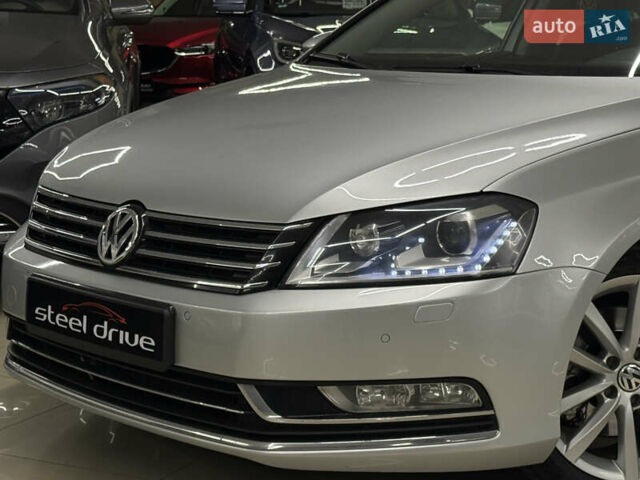 Серый Фольксваген Пассат, объемом двигателя 1.97 л и пробегом 250 тыс. км за 11499 $, фото 3 на Automoto.ua