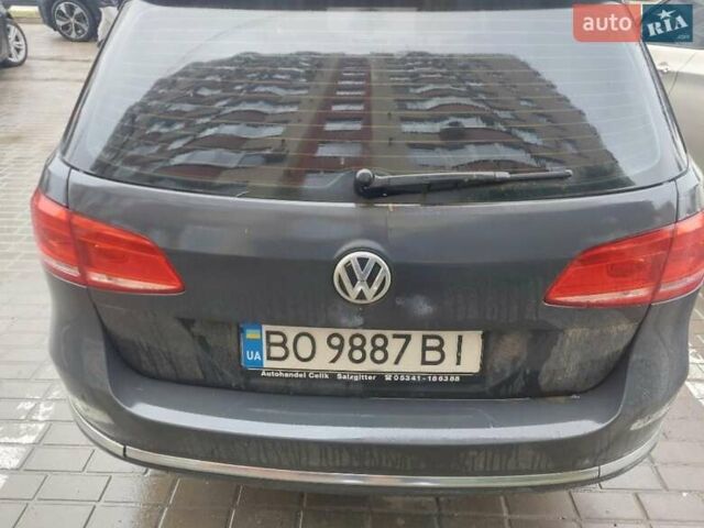 Серый Фольксваген Пассат, объемом двигателя 1.6 л и пробегом 227 тыс. км за 7500 $, фото 2 на Automoto.ua