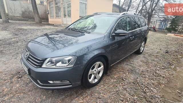 Серый Фольксваген Пассат, объемом двигателя 1.97 л и пробегом 233 тыс. км за 9300 $, фото 4 на Automoto.ua