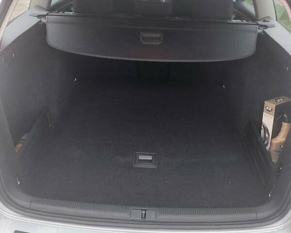 Серый Фольксваген Пассат, объемом двигателя 1.6 л и пробегом 170 тыс. км за 9800 $, фото 14 на Automoto.ua