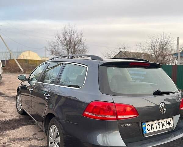 Серый Фольксваген Пассат, объемом двигателя 1.6 л и пробегом 190 тыс. км за 8700 $, фото 26 на Automoto.ua