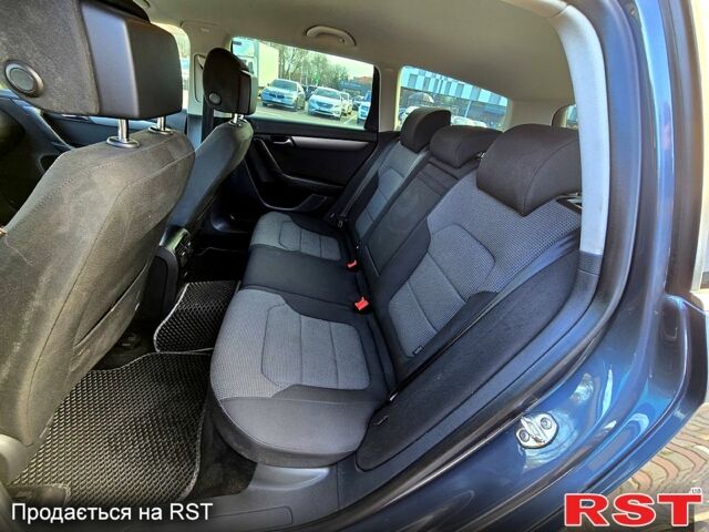 Серый Фольксваген Пассат, объемом двигателя 2 л и пробегом 335 тыс. км за 8500 $, фото 9 на Automoto.ua