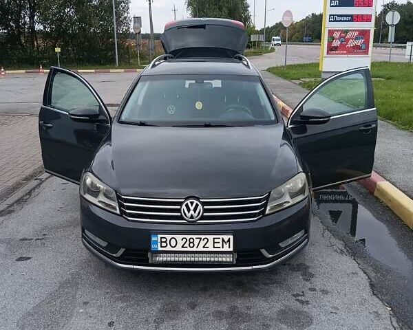 Серый Фольксваген Пассат, объемом двигателя 1.97 л и пробегом 250 тыс. км за 9200 $, фото 33 на Automoto.ua