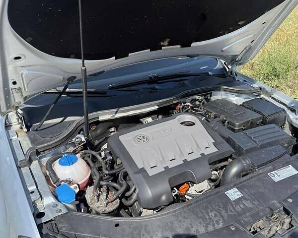 Сірий Фольксваген Пассат, об'ємом двигуна 1.97 л та пробігом 277 тис. км за 10500 $, фото 7 на Automoto.ua