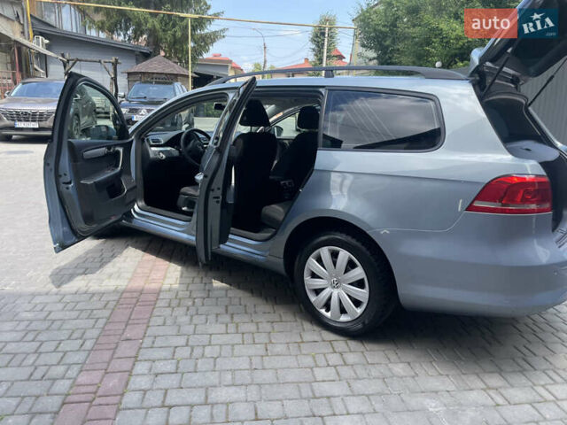 Фольксваген Пассат 2011 в Ивано-Франковске на Automoto.ua Серый Фольксваген Пассат, объемом двигателя 1.97 л и пробегом 262 тыс. км за 8450 $, фото 3 на Automoto.ua