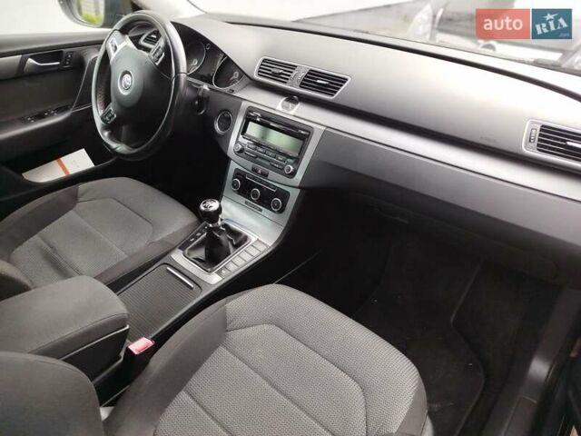 Сірий Фольксваген Пассат, об'ємом двигуна 1.4 л та пробігом 150 тис. км за 8300 $, фото 18 на Automoto.ua