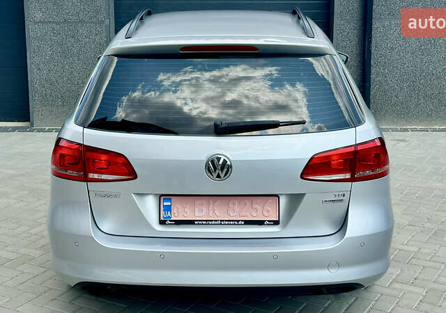 Серый Фольксваген Пассат, объемом двигателя 1.6 л и пробегом 230 тыс. км за 9000 $, фото 19 на Automoto.ua