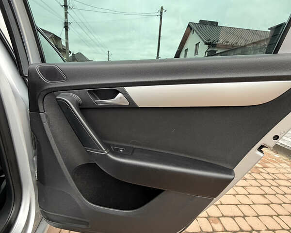 Серый Фольксваген Пассат, объемом двигателя 1.97 л и пробегом 299 тыс. км за 8700 $, фото 21 на Automoto.ua