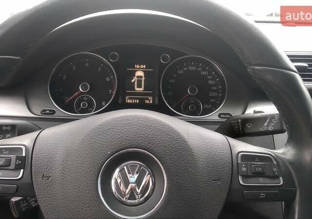 Сірий Фольксваген Пассат, об'ємом двигуна 1.8 л та пробігом 180 тис. км за 10400 $, фото 10 на Automoto.ua