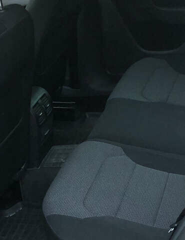 Серый Фольксваген Пассат, объемом двигателя 1.97 л и пробегом 270 тыс. км за 9300 $, фото 15 на Automoto.ua