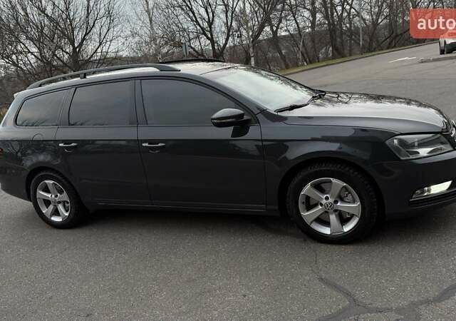 Сірий Фольксваген Пассат, об'ємом двигуна 1.6 л та пробігом 260 тис. км за 9250 $, фото 7 на Automoto.ua