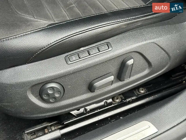 Серый Фольксваген Пассат, объемом двигателя 2 л и пробегом 363 тыс. км за 11000 $, фото 31 на Automoto.ua