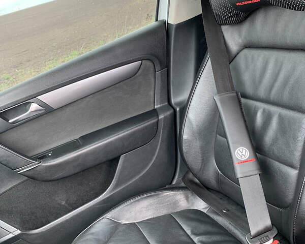 Сірий Фольксваген Пассат, об'ємом двигуна 2 л та пробігом 340 тис. км за 10900 $, фото 11 на Automoto.ua