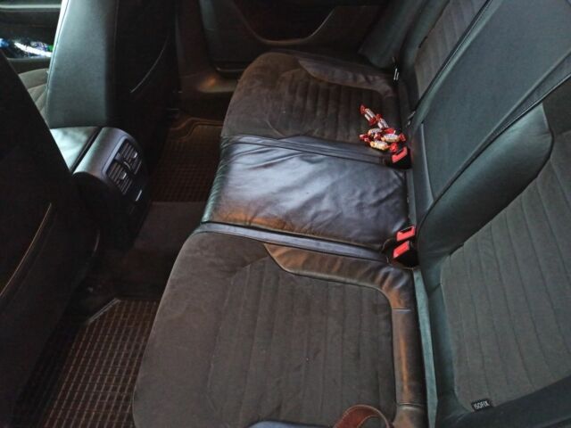 Серый Фольксваген Пассат, объемом двигателя 2 л и пробегом 287 тыс. км за 11200 $, фото 7 на Automoto.ua