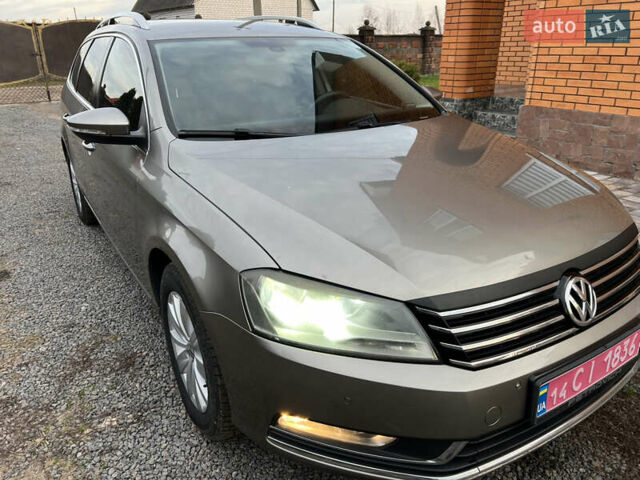 Сірий Фольксваген Пассат, об'ємом двигуна 1.6 л та пробігом 307 тис. км за 8800 $, фото 2 на Automoto.ua
