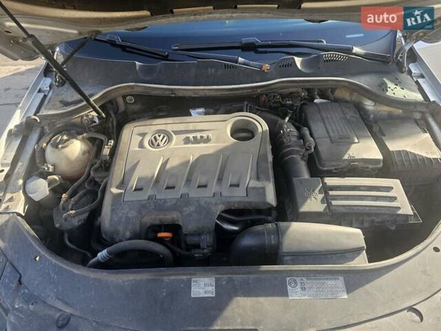 Серый Фольксваген Пассат, объемом двигателя 2 л и пробегом 406 тыс. км за 8000 $, фото 14 на Automoto.ua