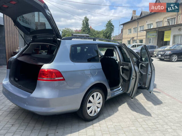 Фольксваген Пассат 2011 в Ивано-Франковске на Automoto.ua Серый Фольксваген Пассат, объемом двигателя 1.97 л и пробегом 262 тыс. км за 8450 $, фото 8 на Automoto.ua