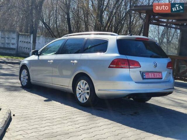 Серый Фольксваген Пассат, объемом двигателя 2 л и пробегом 243 тыс. км за 12800 $, фото 4 на Automoto.ua