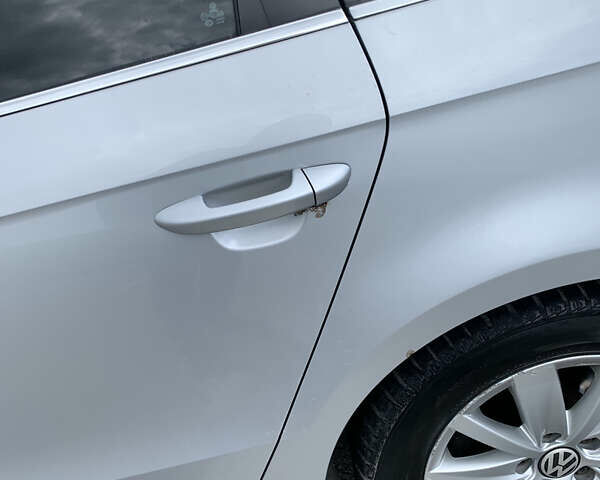 Сірий Фольксваген Пассат, об'ємом двигуна 2 л та пробігом 340 тис. км за 10900 $, фото 42 на Automoto.ua