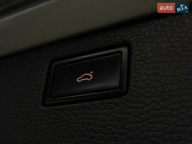 Серый Фольксваген Пассат, объемом двигателя 1.97 л и пробегом 250 тыс. км за 11499 $, фото 25 на Automoto.ua