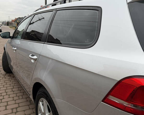 Серый Фольксваген Пассат, объемом двигателя 1.97 л и пробегом 299 тыс. км за 8700 $, фото 30 на Automoto.ua