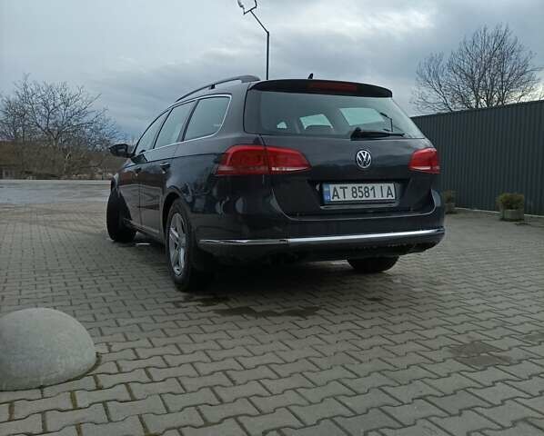 Серый Фольксваген Пассат, объемом двигателя 2 л и пробегом 290 тыс. км за 9900 $, фото 2 на Automoto.ua