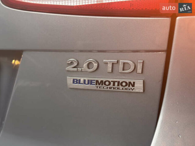 Серый Фольксваген Пассат, объемом двигателя 1.97 л и пробегом 271 тыс. км за 10550 $, фото 37 на Automoto.ua