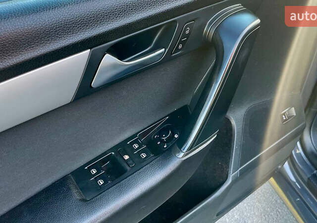 Серый Фольксваген Пассат, объемом двигателя 1.6 л и пробегом 370 тыс. км за 8500 $, фото 8 на Automoto.ua