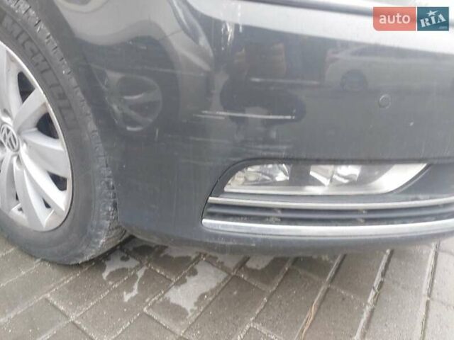 Серый Фольксваген Пассат, объемом двигателя 1.6 л и пробегом 227 тыс. км за 7500 $, фото 3 на Automoto.ua