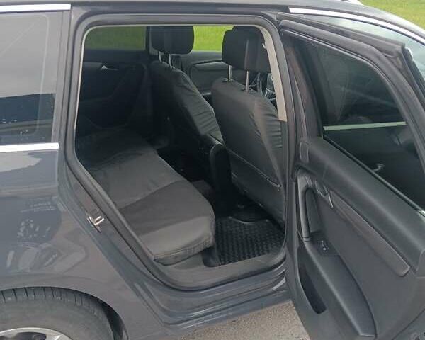 Серый Фольксваген Пассат, объемом двигателя 1.97 л и пробегом 250 тыс. км за 9200 $, фото 24 на Automoto.ua