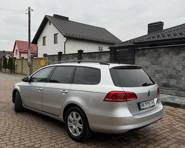 Серый Фольксваген Пассат, объемом двигателя 1.97 л и пробегом 299 тыс. км за 8700 $, фото 4 на Automoto.ua