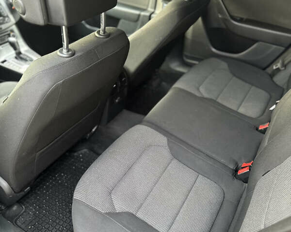 Серый Фольксваген Пассат, объемом двигателя 1.97 л и пробегом 337 тыс. км за 9900 $, фото 15 на Automoto.ua