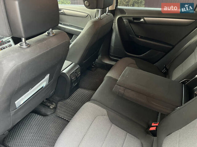 Сірий Фольксваген Пассат, об'ємом двигуна 1.6 л та пробігом 307 тис. км за 8800 $, фото 28 на Automoto.ua