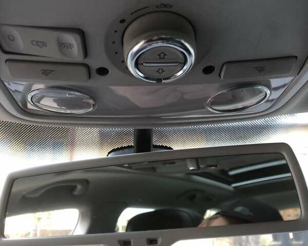 Серый Фольксваген Пассат, объемом двигателя 1.6 л и пробегом 275 тыс. км за 9100 $, фото 3 на Automoto.ua