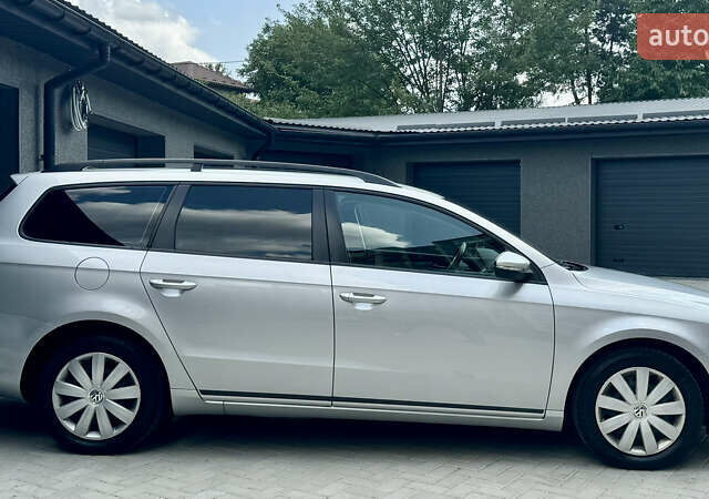 Серый Фольксваген Пассат, объемом двигателя 1.6 л и пробегом 230 тыс. км за 9000 $, фото 11 на Automoto.ua